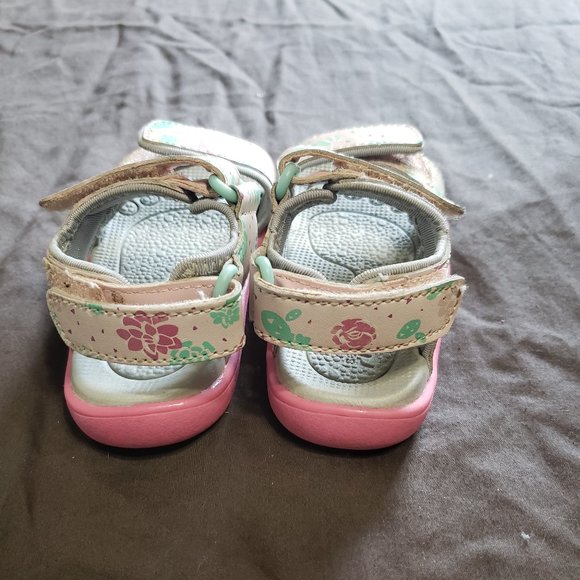 See Kai Runners Sandals With Velcro Back Straps Pink With Flower Design Size 5 - Picture 5 of 5